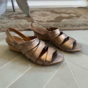 Coclico metallic strappy sandals
